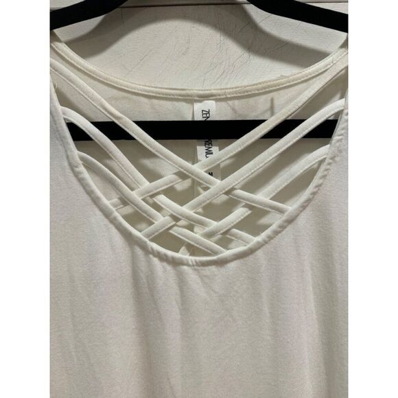 Zenana Premium Ivory Lattice Front Tunic Top NWOT Medium - Picture 3 of 5